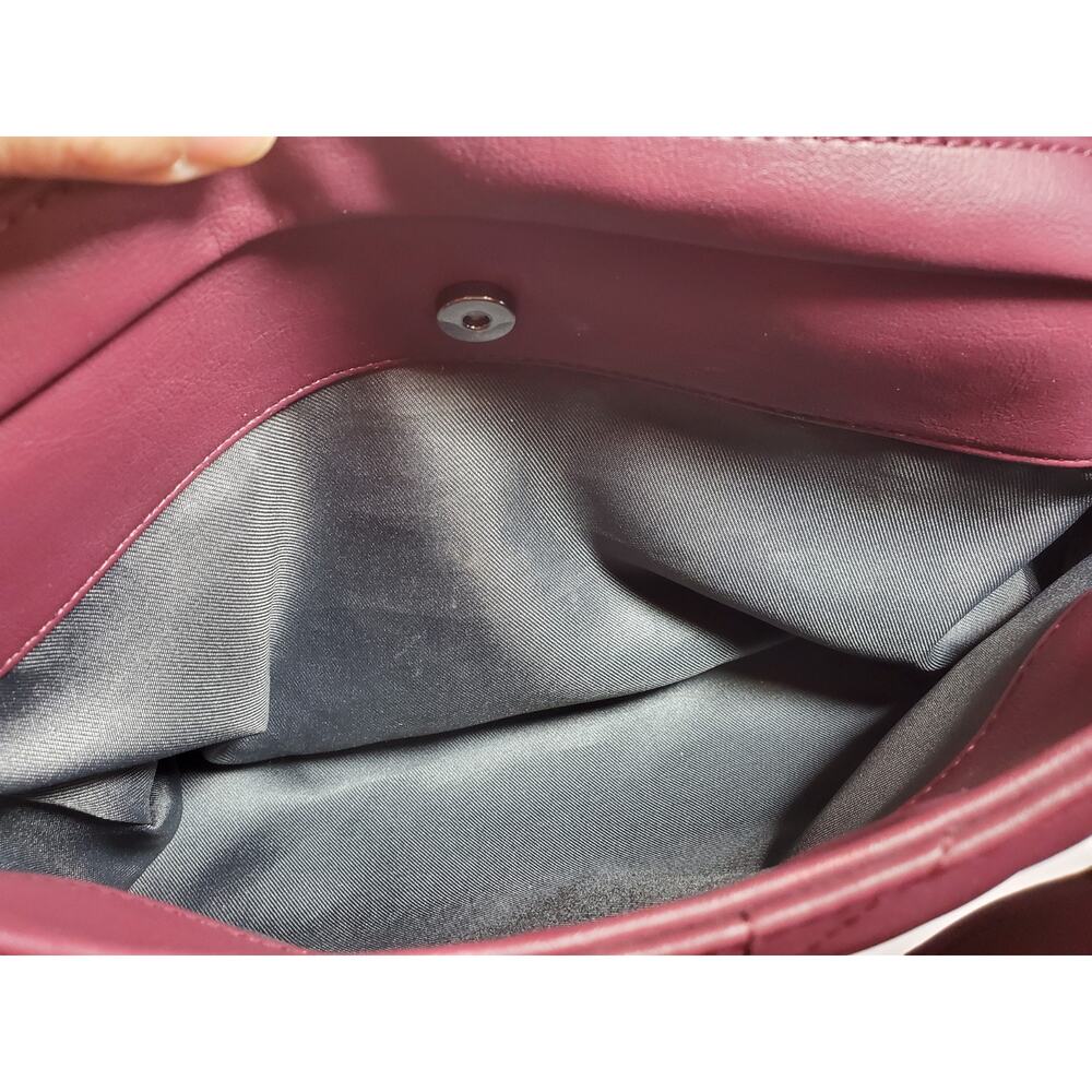 Simply Vera Vera Wang Collection Burgandy Quilted Buena Satchel Crossbody Bag - Picture 14 of 16